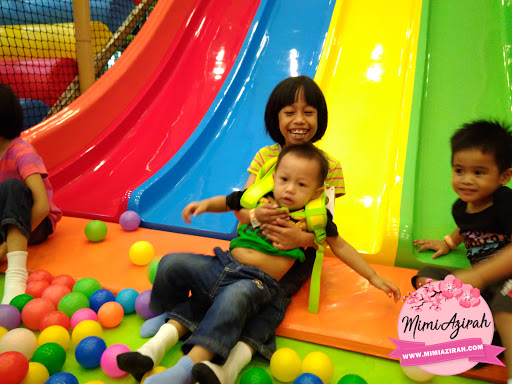 Playland The Parenthood